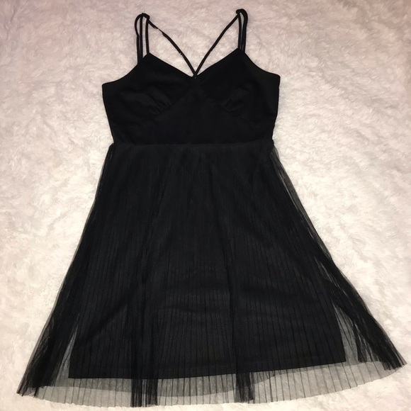 Little Black Dress - Picture 2 of 5